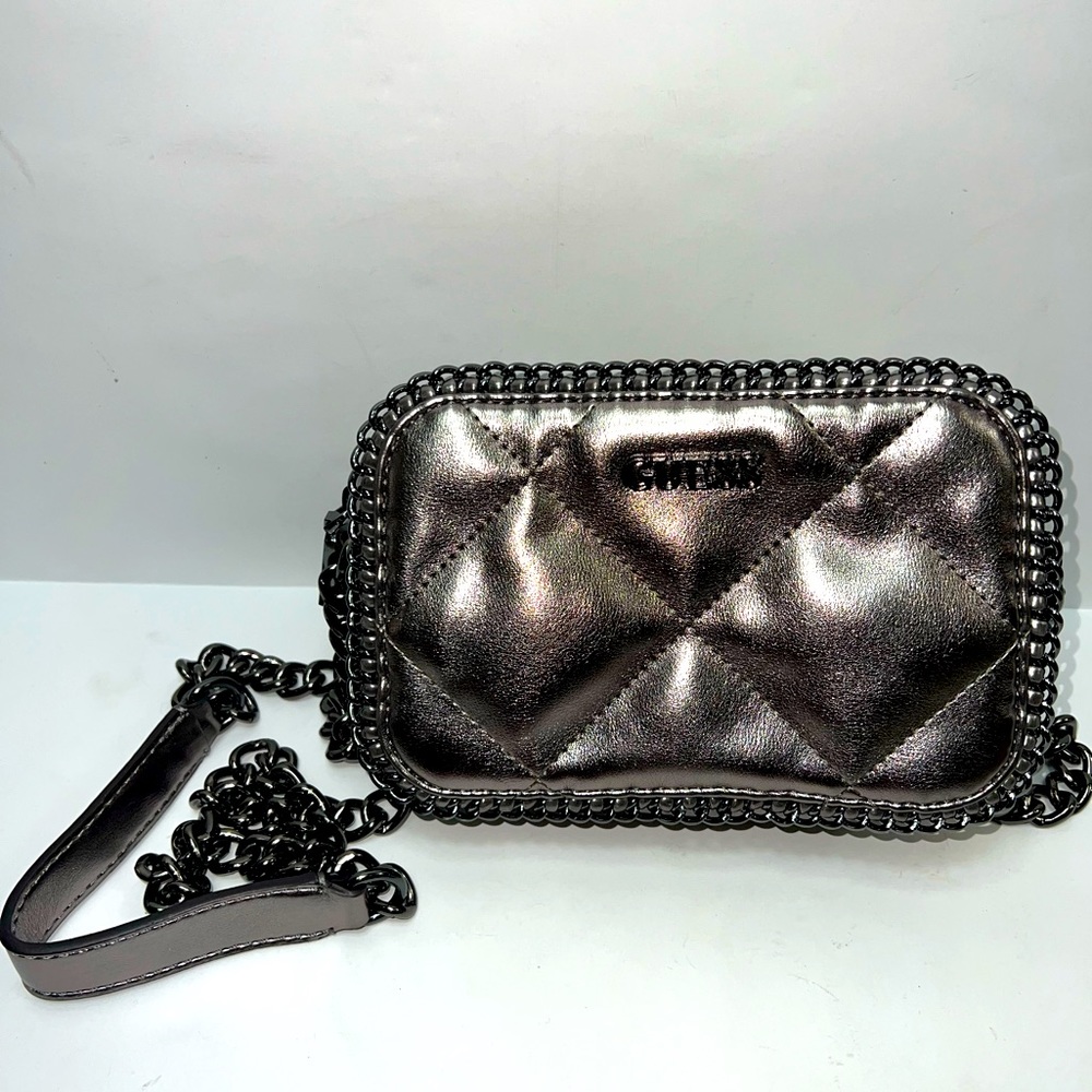 Beautiful futuristic Guess bag